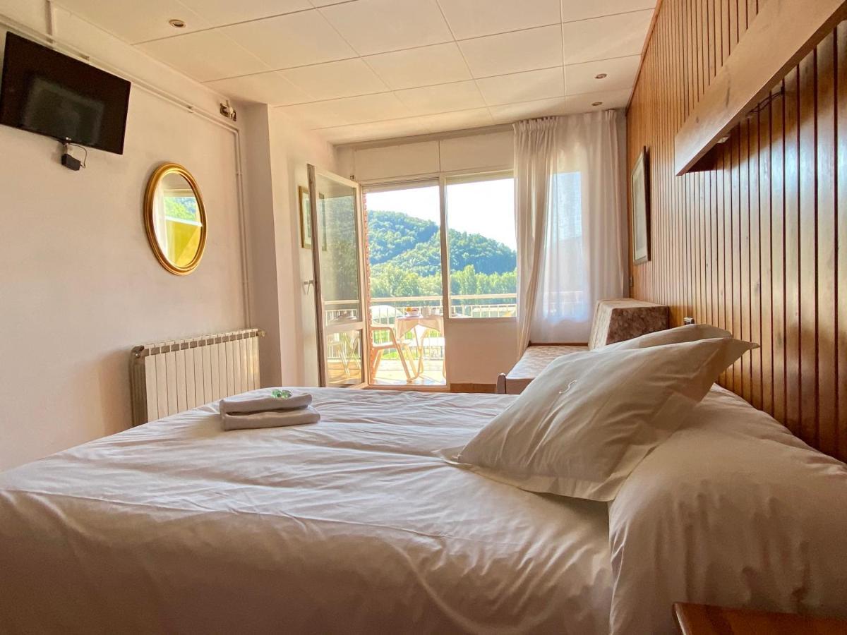 ריפול Hotel Solana Del Ter מראה חיצוני תמונה