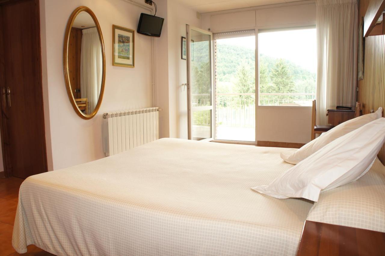ריפול Hotel Solana Del Ter מראה חיצוני תמונה